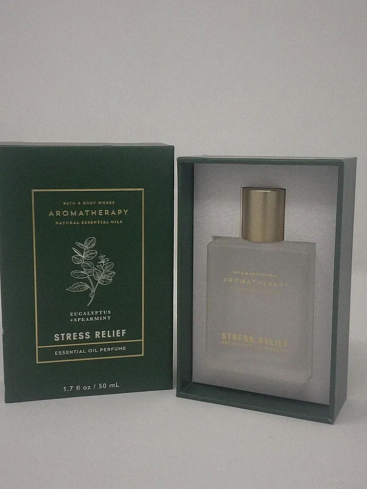 Bath & Body Works STRESS RELIEF EUCALYPTUS SPEARMINT essential Oil perfume