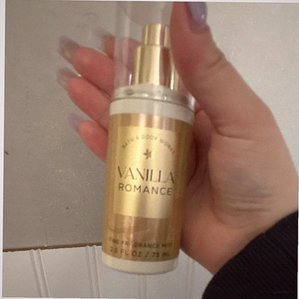 Bath & Body Works Vanilla Romance Fine Fragrance Mist Vanilla 2.5 fl oz 75 ml